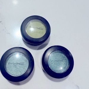MAC eyeshadow green lover bundle !